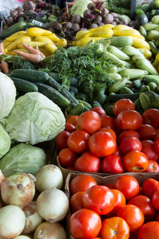 EASILY FOUND LOCAL FRUITS AND VEGGIES TO KEEP YOU HYDRATED IN SUMMER!